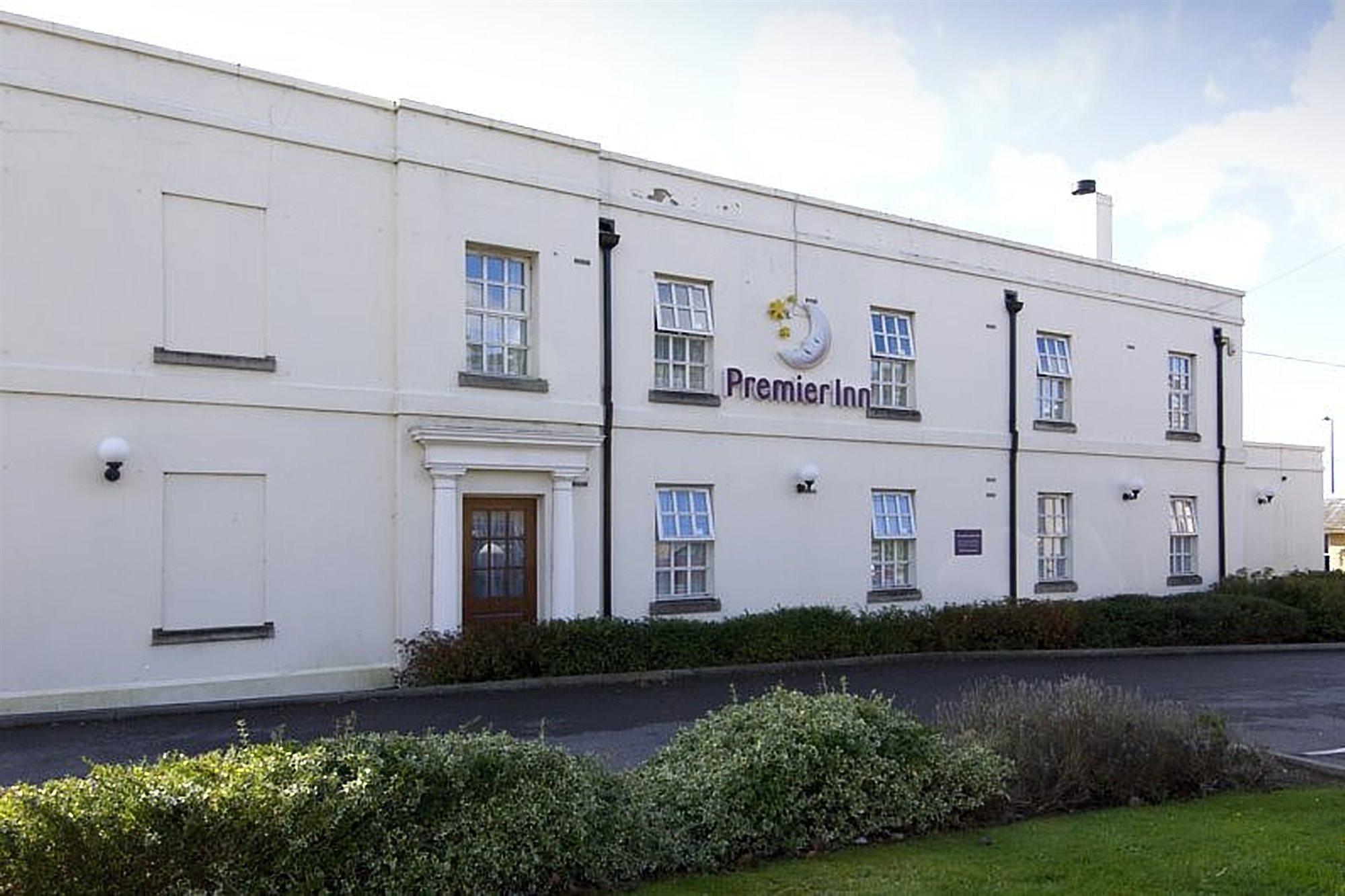 Premier Inn Arundel Esterno foto